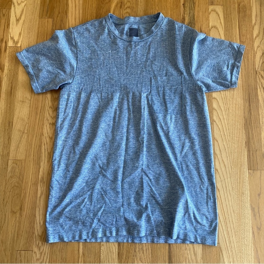 North face Men’s Shirt Size XL